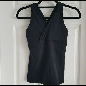 Lululemon workout tank